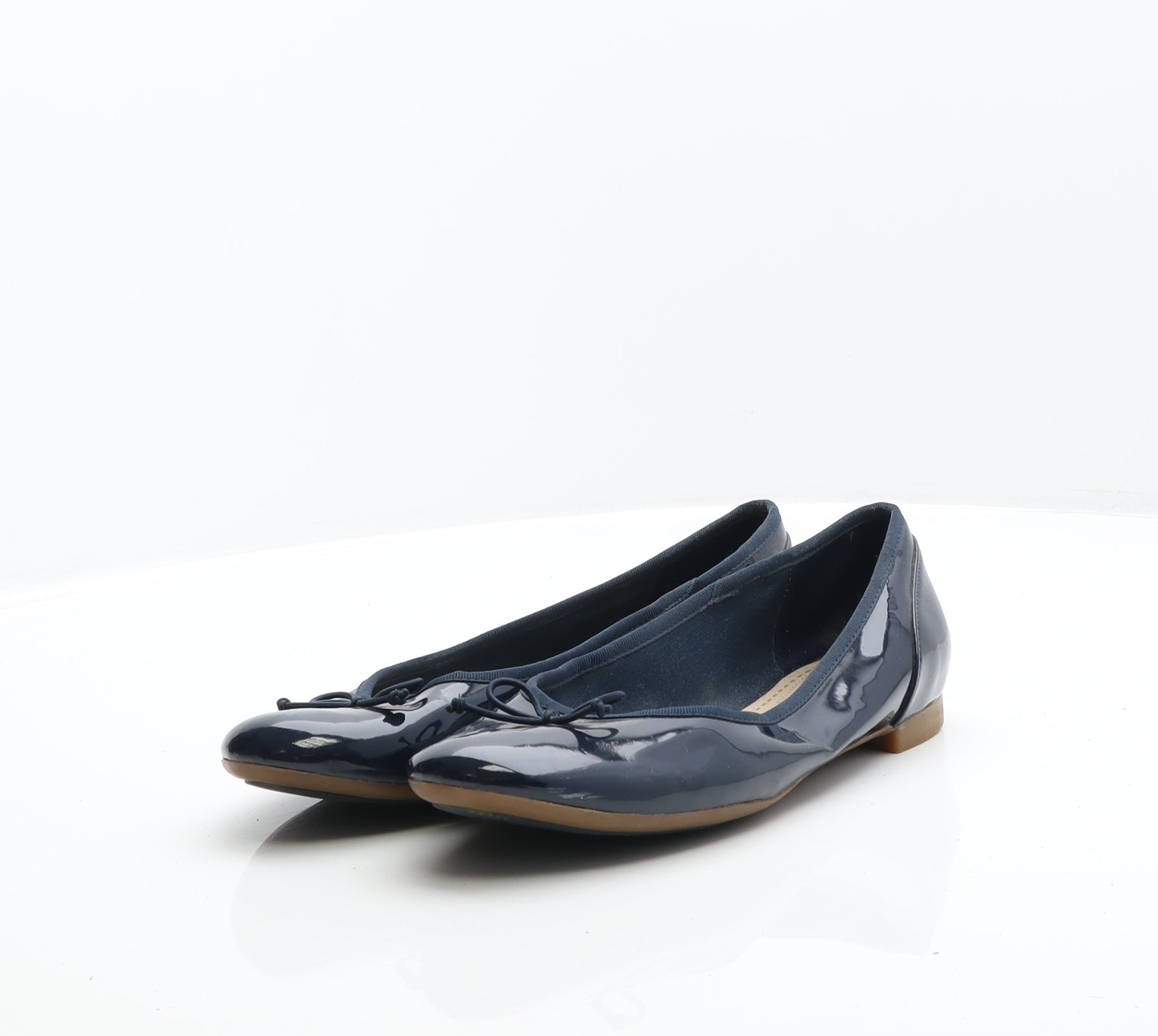 Clarks clearance flats blue