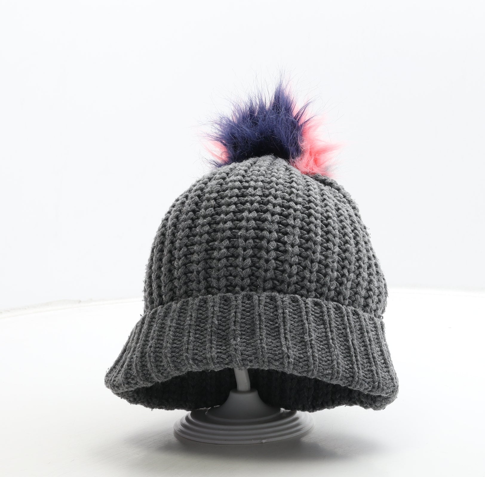 primark bobble hat