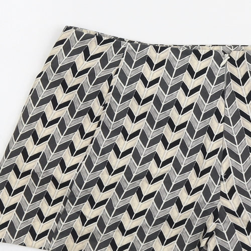 Topshop Womens Beige Geometric Cotton Hot Pants Shorts Size 12 L3 in Regular Zip