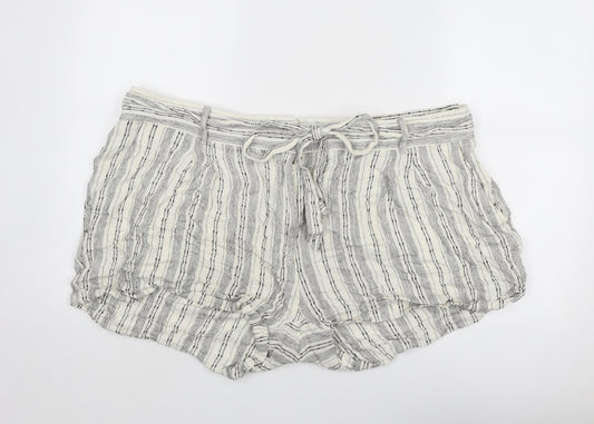 Marks and Spencer Womens Ivory Striped Linen Basic Shorts Size 24 Regular Zip