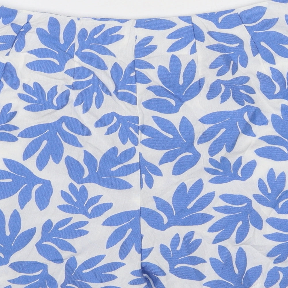 Marks and Spencer Womens Blue Geometric Cotton Basic Shorts Size 10 L14.5 in Regular Zip - Leaf Pattern