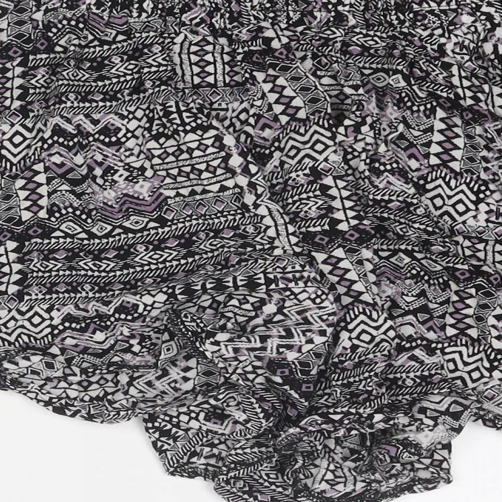 Boohoo Womens Black Geometric Polyester Basic Shorts Size 16 Regular Drawstring