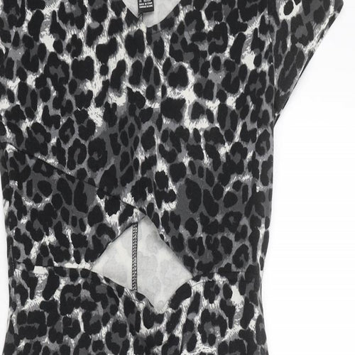 FOREVER 21 Womens Grey Animal Print Polyester Bodycon Size M V-Neck Pullover - Leopard pattern