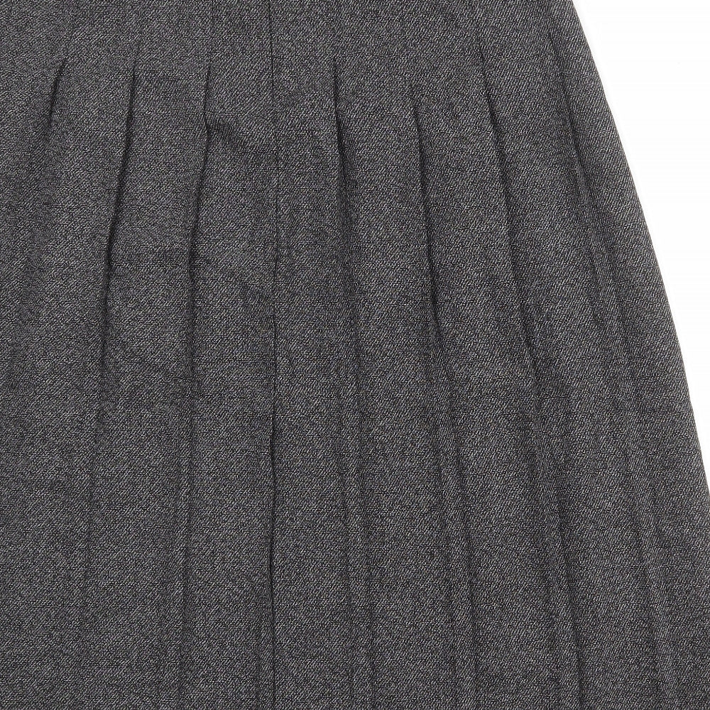 Marks and Spencer Womens Black Polyester Pleated Skirt Size 20 Zip
