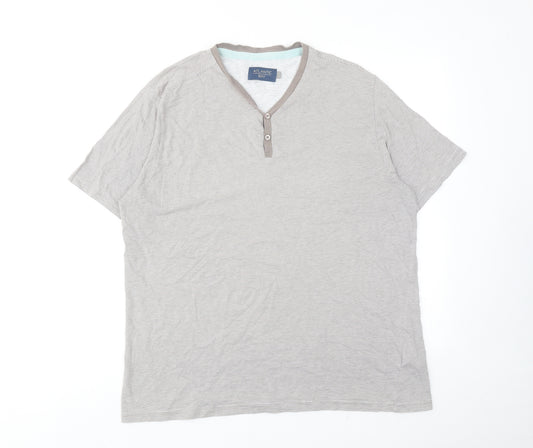 Atlantic Bay Mens Grey Striped Cotton T-Shirt Size L V-Neck