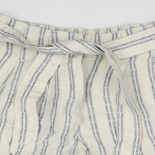 Marks and Spencer Womens Ivory Striped Linen Basic Shorts Size 6 L6 in Regular Zip - Belted