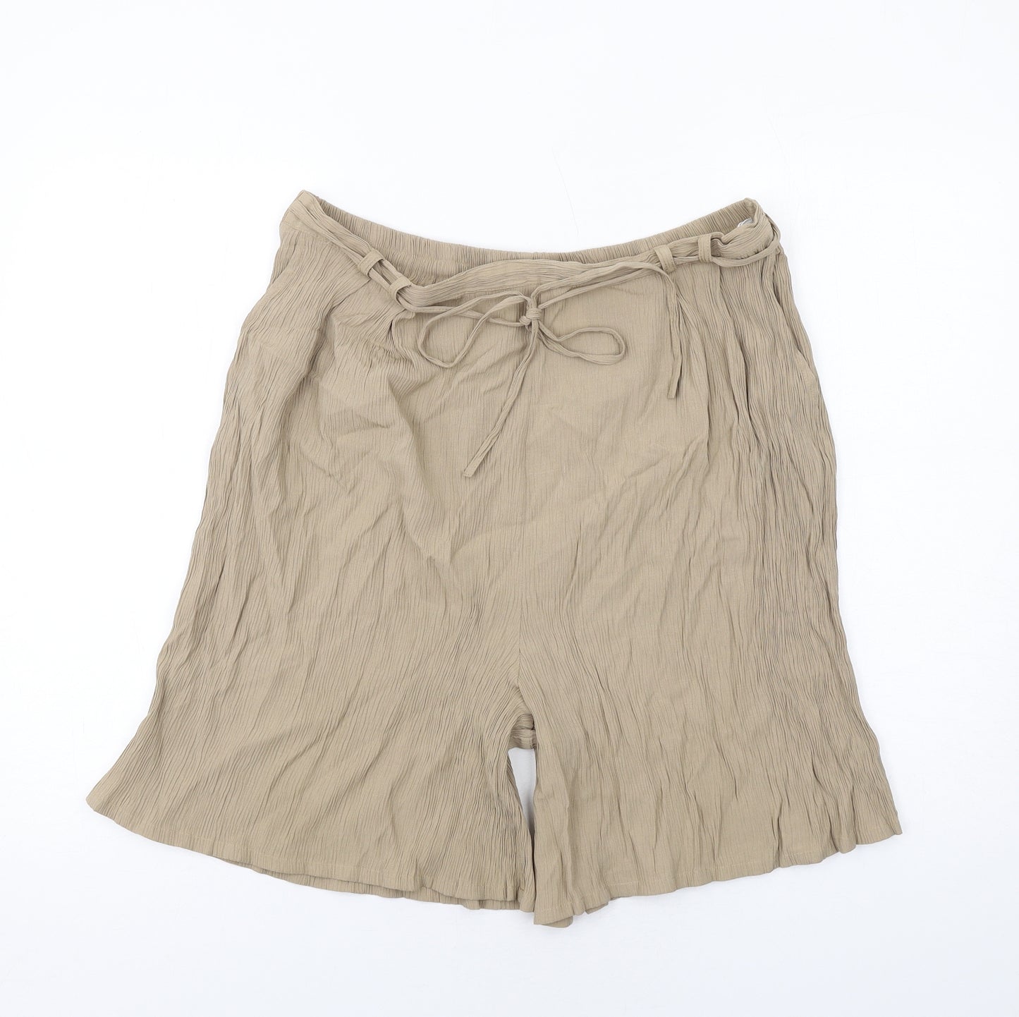 Bonmarché Womens Beige Viscose Bermuda Shorts Size 24 Regular Pull On - Belted