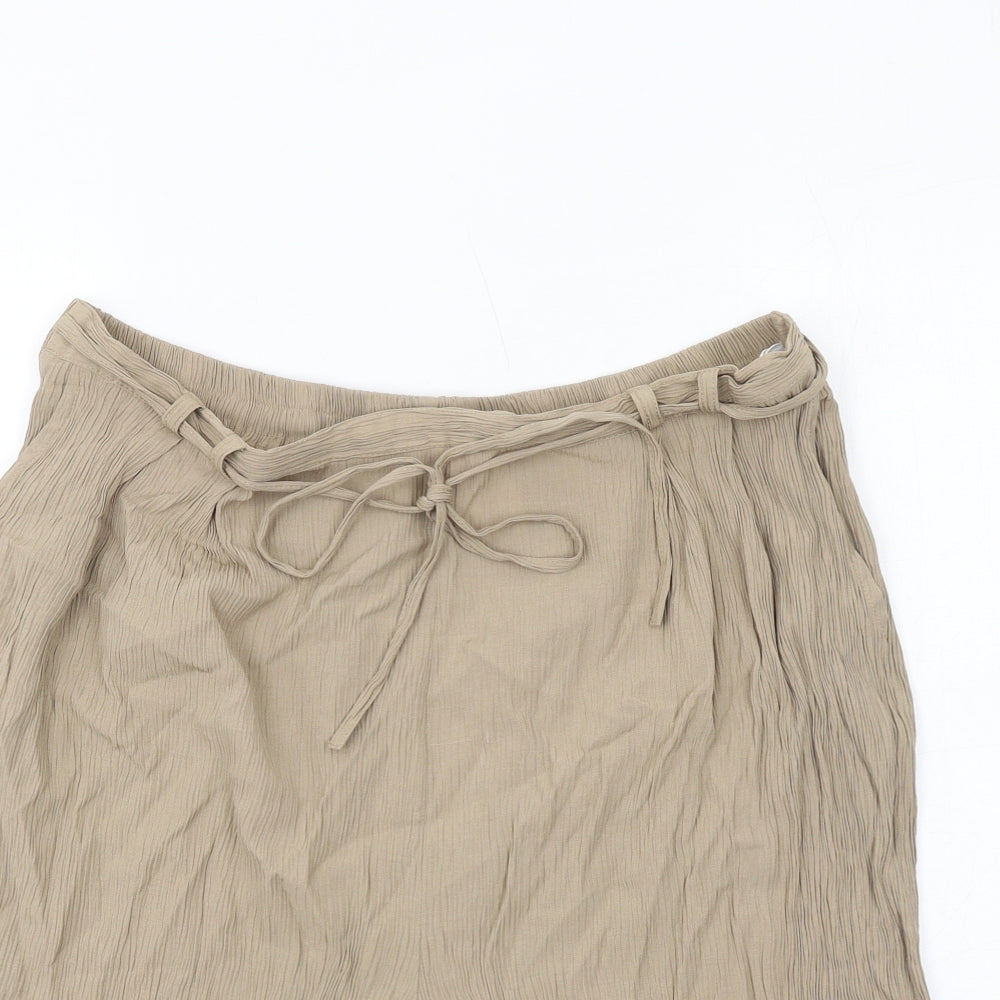 Bonmarché Womens Beige Viscose Bermuda Shorts Size 24 Regular Pull On - Belted