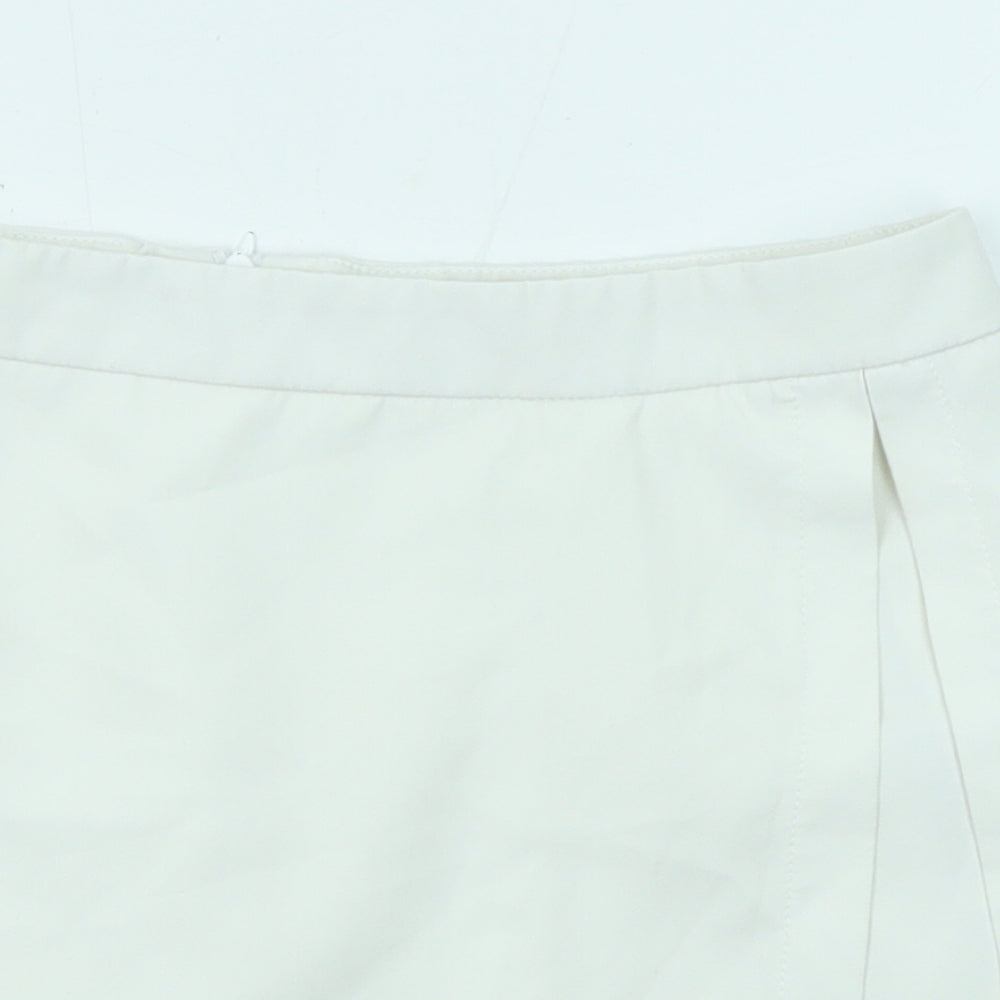 Boohoo Womens White Polyester Basic Shorts Size 8 Regular Zip - Skort