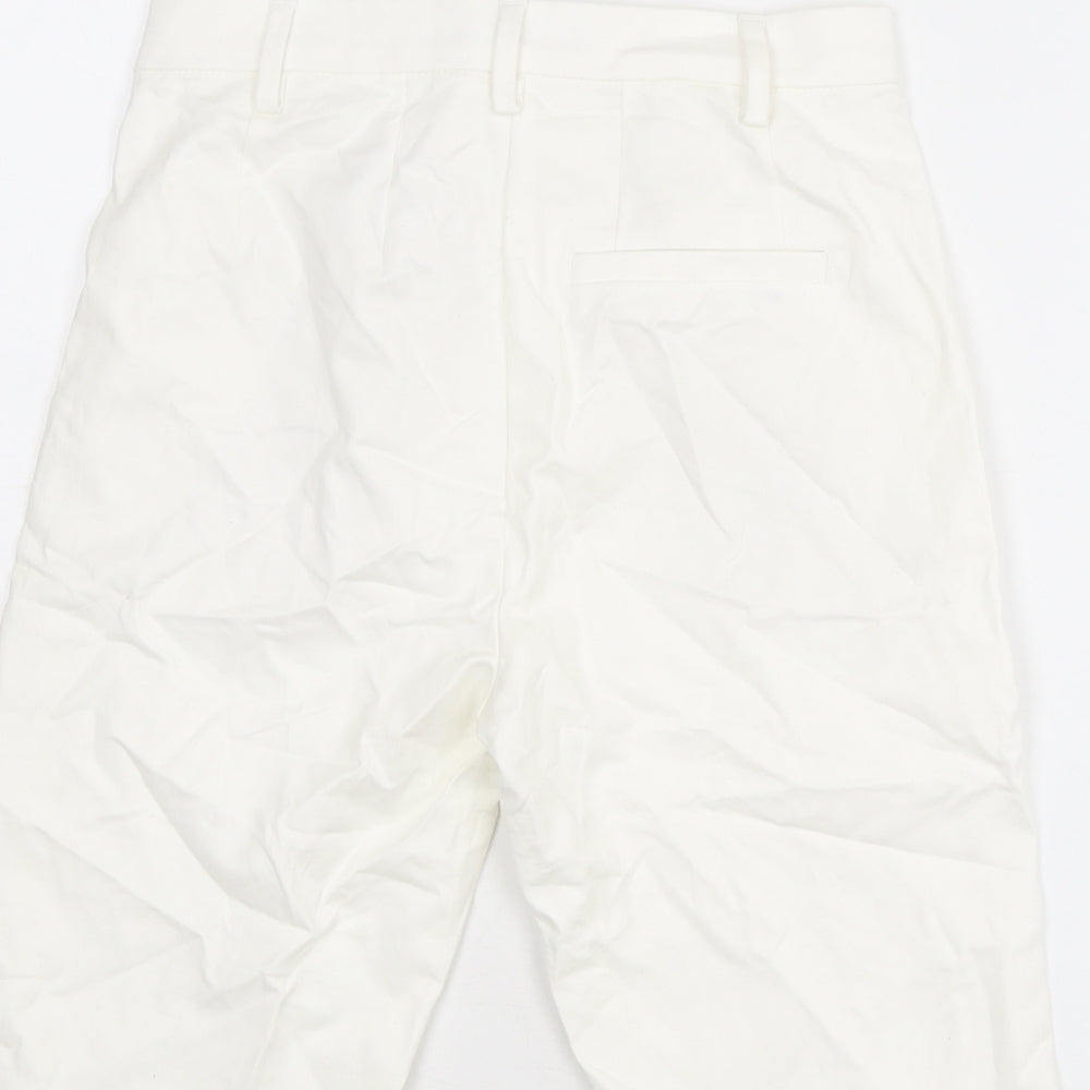 Marks and Spencer Womens White Cotton Chino Shorts Size 6 L11 in Regular Zip