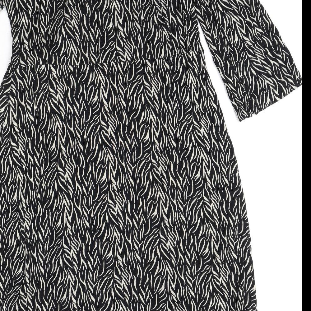 M&Co Womens Black Geometric Viscose A-Line Size 14 V-Neck Pullover