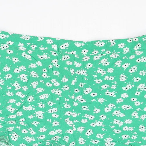 New Look Womens Green Floral Viscose Basic Shorts Size 12 L9.5 in Regular Zip
