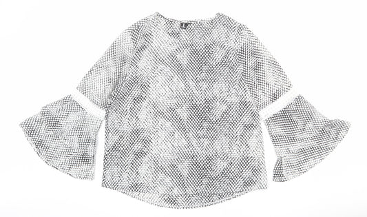 Izabel London Womens White Geometric Polyester Jersey Blouse Size L Round Neck - Flares sleeve