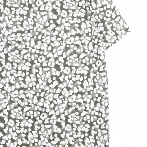 Marks and Spencer Womens Green Animal Print Polyester Basic T-Shirt Size 6 V-Neck - Leopard Print