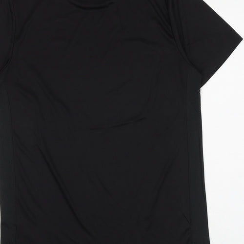 Umbro Mens Black Striped Polyester T-Shirt Size S Round Neck