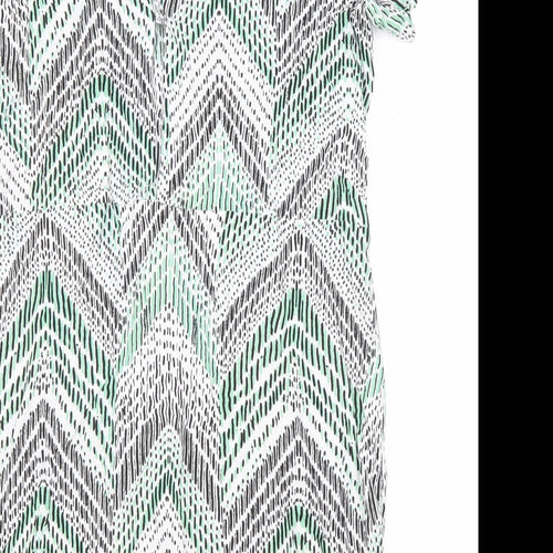 H&M Womens Multicoloured Geometric Viscose T-Shirt Dress Size 8 Round Neck Button - Zig Zag Pattern