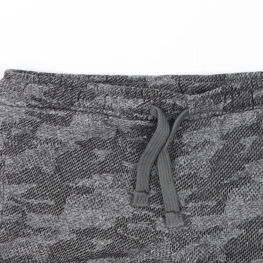 Marks and Spencer Boys Grey Camouflage Cotton Sweat Shorts Size 4-5 Years Regular Drawstring - Waist Size 23 Inch