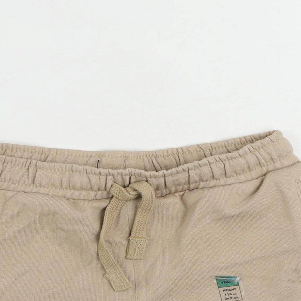 Marks and Spencer Boys Beige Otter Sweat Shorts Size 5-6 Years Regular Drawstring