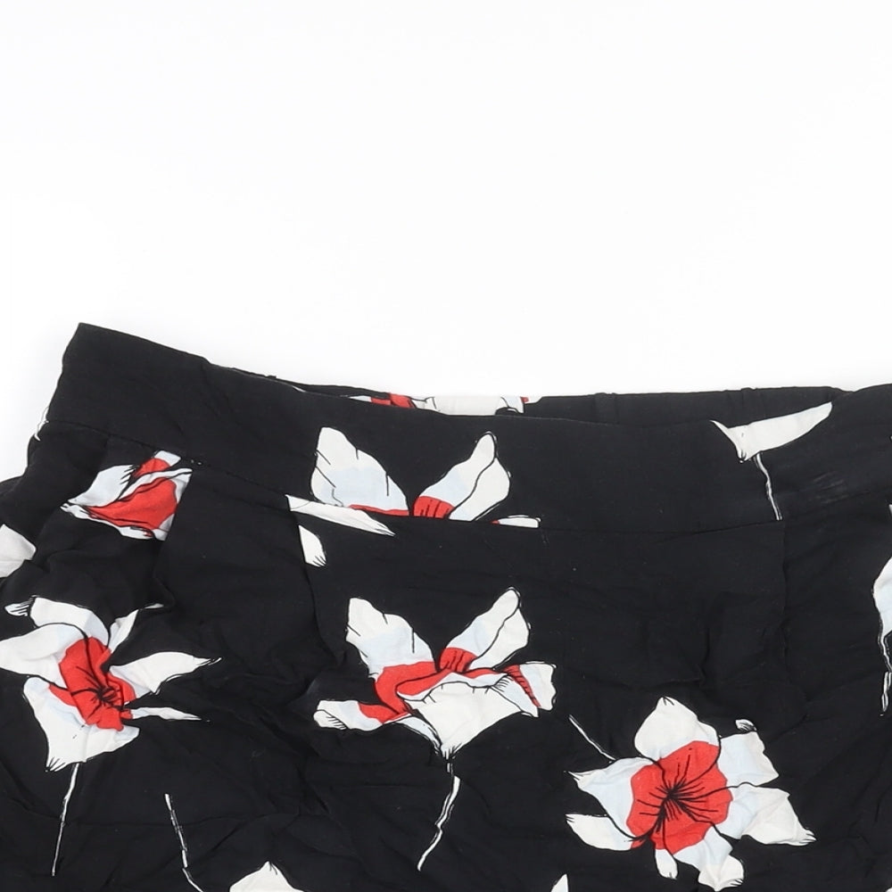 Monki Womens Black Floral Viscose Bermuda Shorts Size S L9 in Regular Pull On