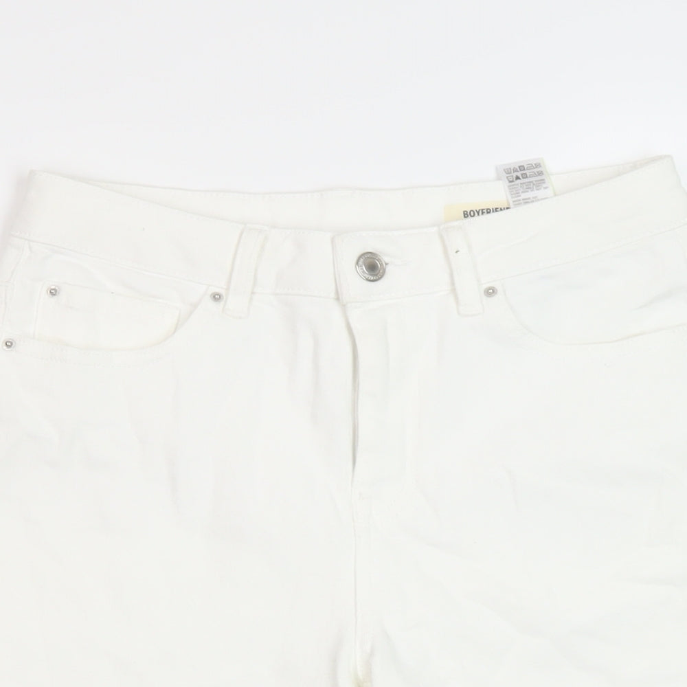 Marks and Spencer Womens Ivory Cotton Boyfriend Shorts Size 8 L10 in Regular Button