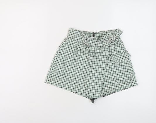 Bershka Womens Green Plaid Polyester Basic Shorts Size 6 L4 in Regular Zip