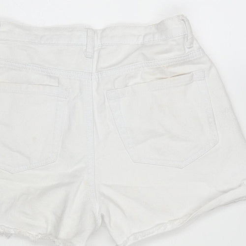 PRETTYLITTLETHING Womens White Cotton Cut-Off Shorts Size 8 Regular Zip