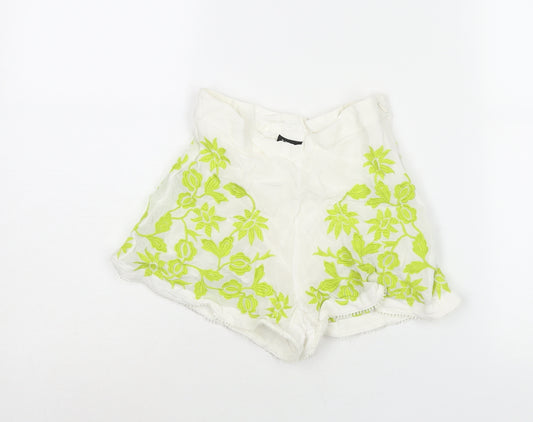 Topshop Womens White Viscose Hot Pants Shorts Size 6 L3 in Regular Zip - Floral Embroidery