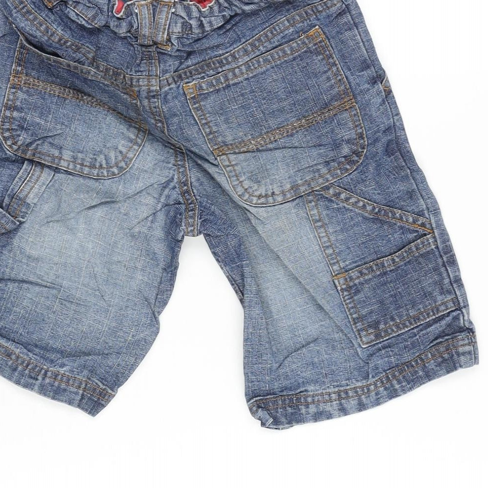 TU Boys Blue Cotton Cargo Shorts Size 4-5 Years Regular Zip - Waist 20 Inches.- Inside leg 10 inches.