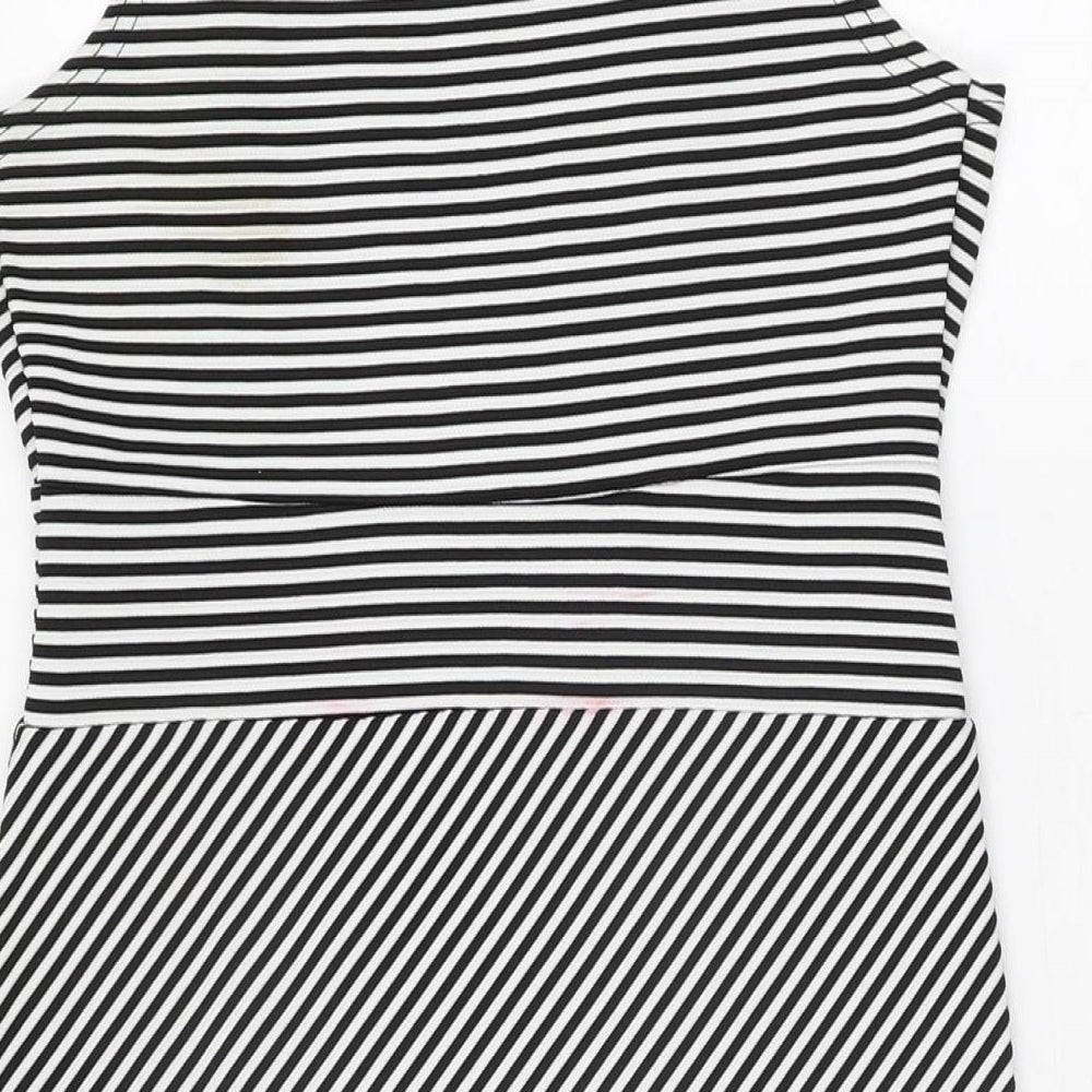 Boohoo Womens White Striped Polyester Bodycon Size 12 V-Neck Pullover