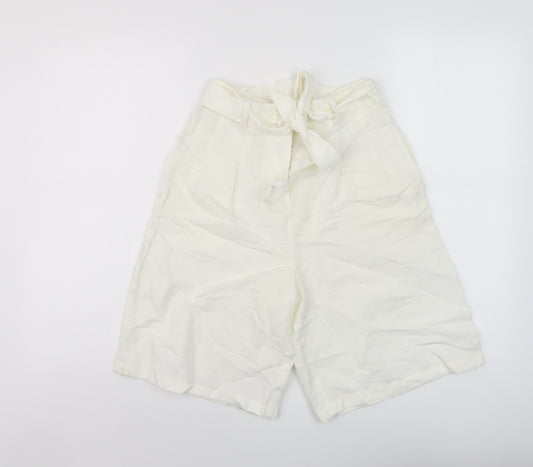 Marks and Spencer Womens Ivory Linen Paperbag Shorts Size 6 L10 in Regular Button