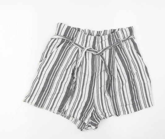 Divided by H&M Womens White Striped Cotton Basic Shorts Size 8 Regular