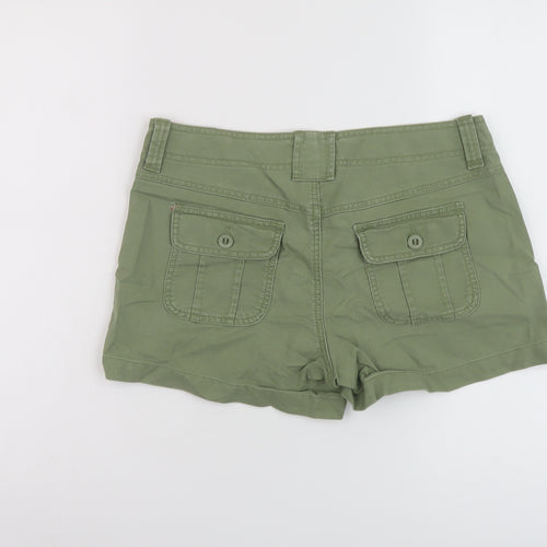 Old Navy Womens Green Cotton Hot Pants Shorts Size 6 L3 in Regular Button