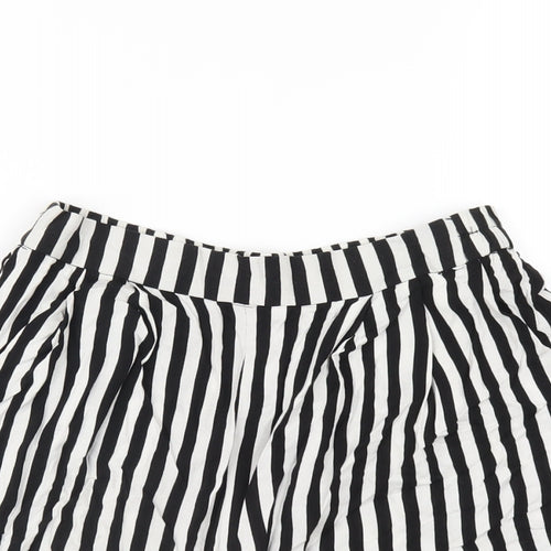 H&M Womens Black Striped Viscose Basic Shorts Size 6 Regular Pull On