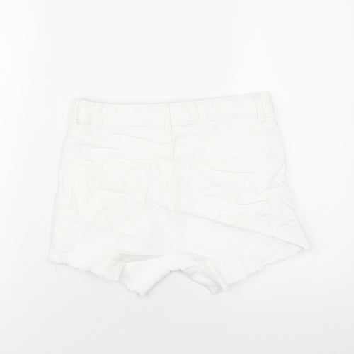 Marks and Spencer Womens White Cotton Cut-Off Shorts Size 6 L4 in Regular Zip