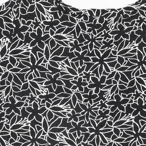 BM Collection Womens Black Floral Viscose Basic T-Shirt Size 24 V-Neck