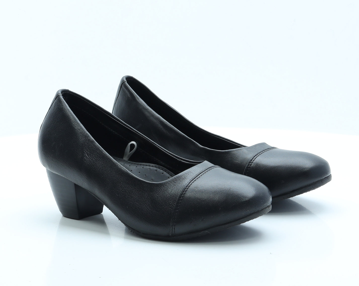 Senorita Womens Black  Polyester Court Heel 8