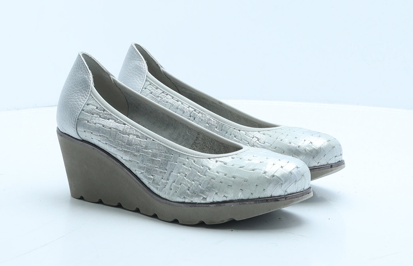 Perlato Womens Silver Leather Court Heel UK 4.5 37.5