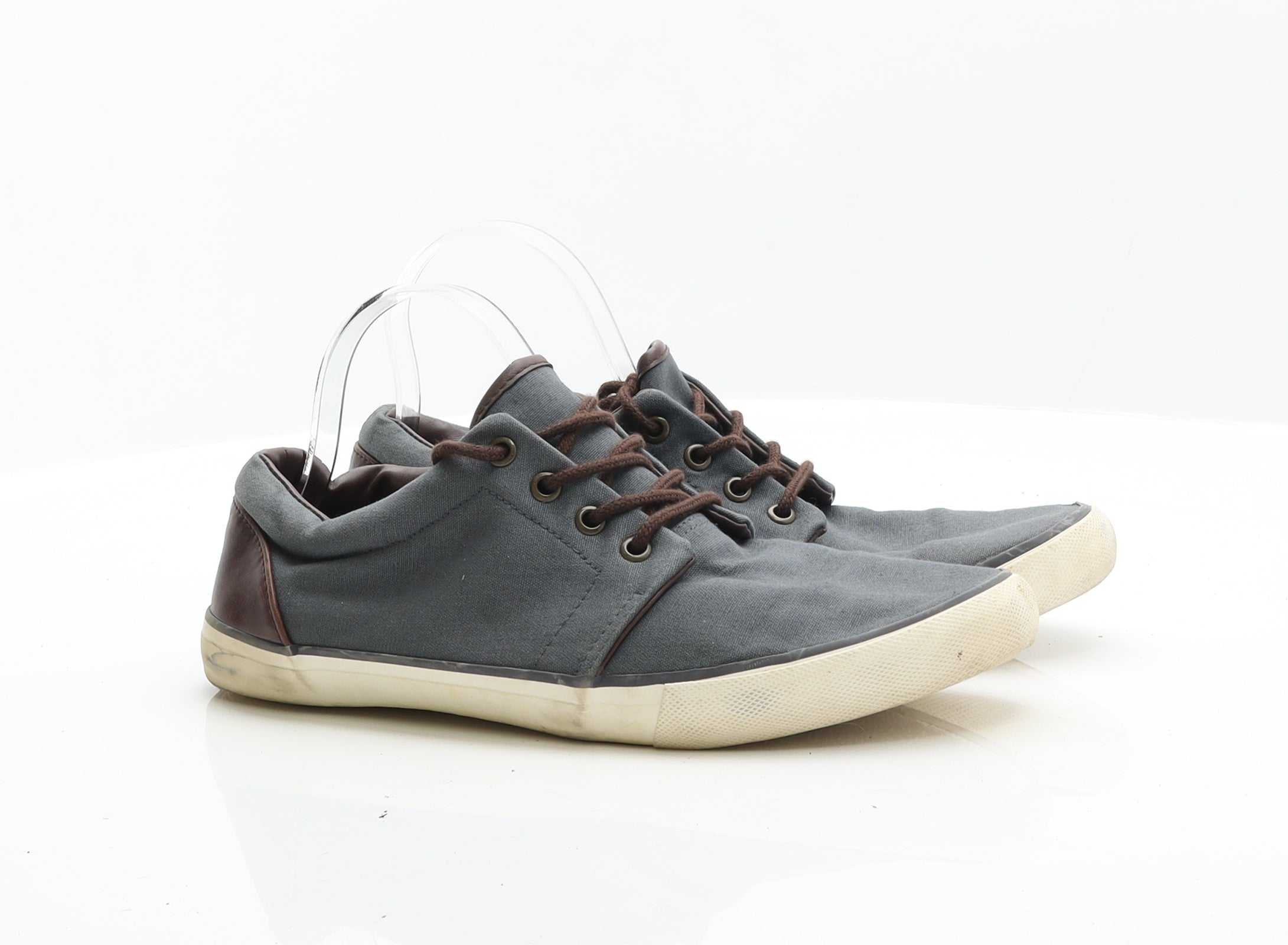 Matalan mens hotsell canvas shoes