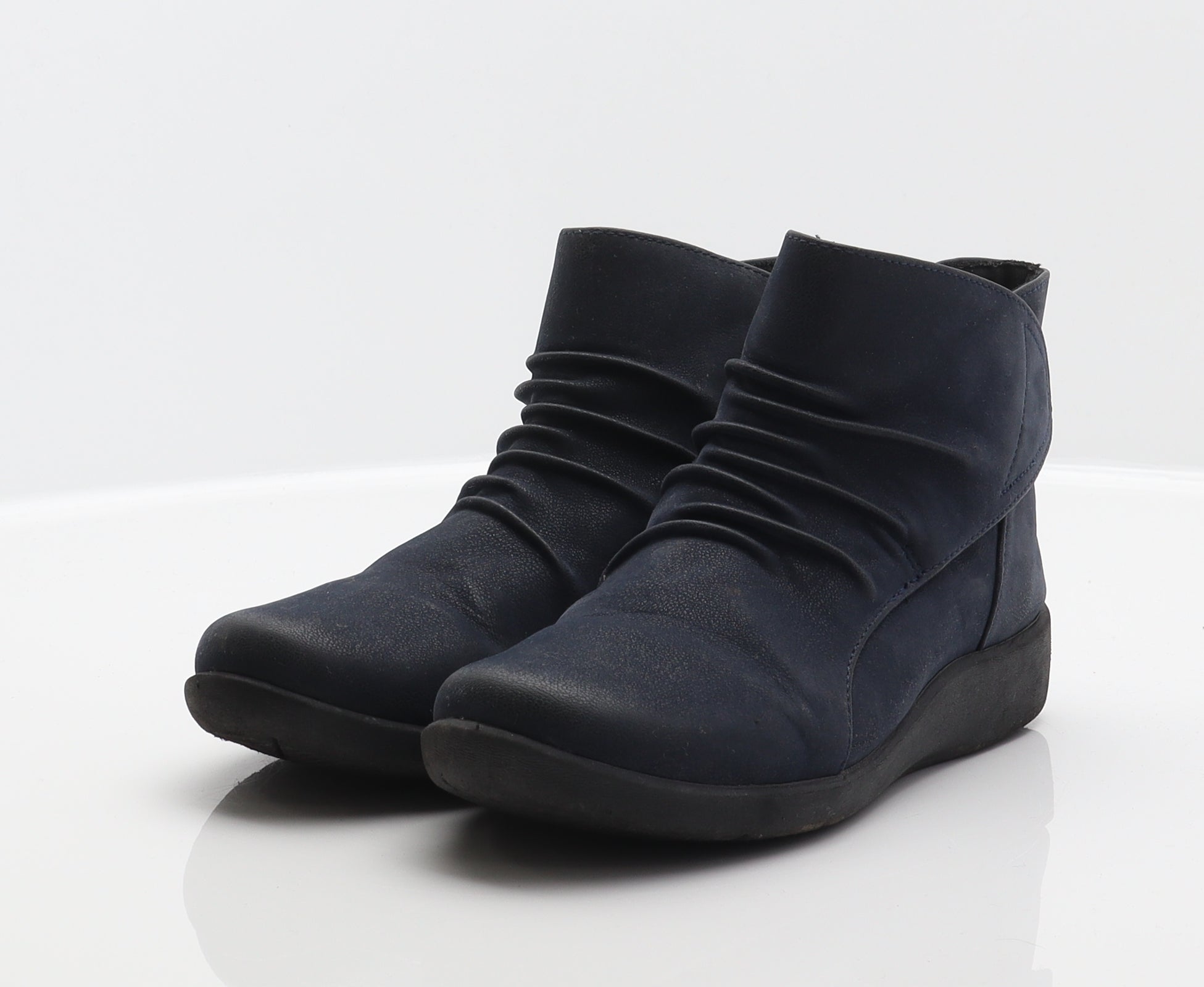 Clarks sillian 2024 sway boots