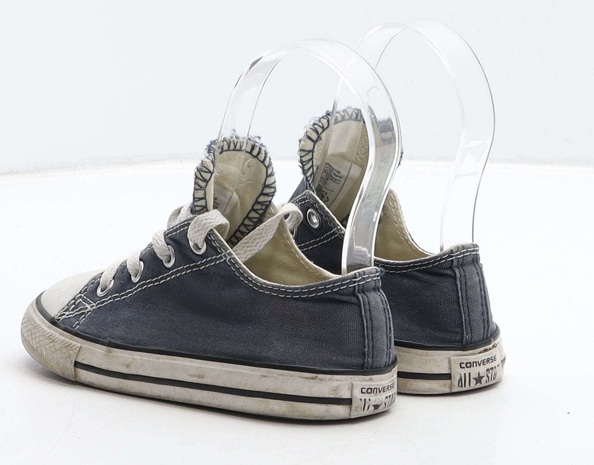 Boys converse cheap 9