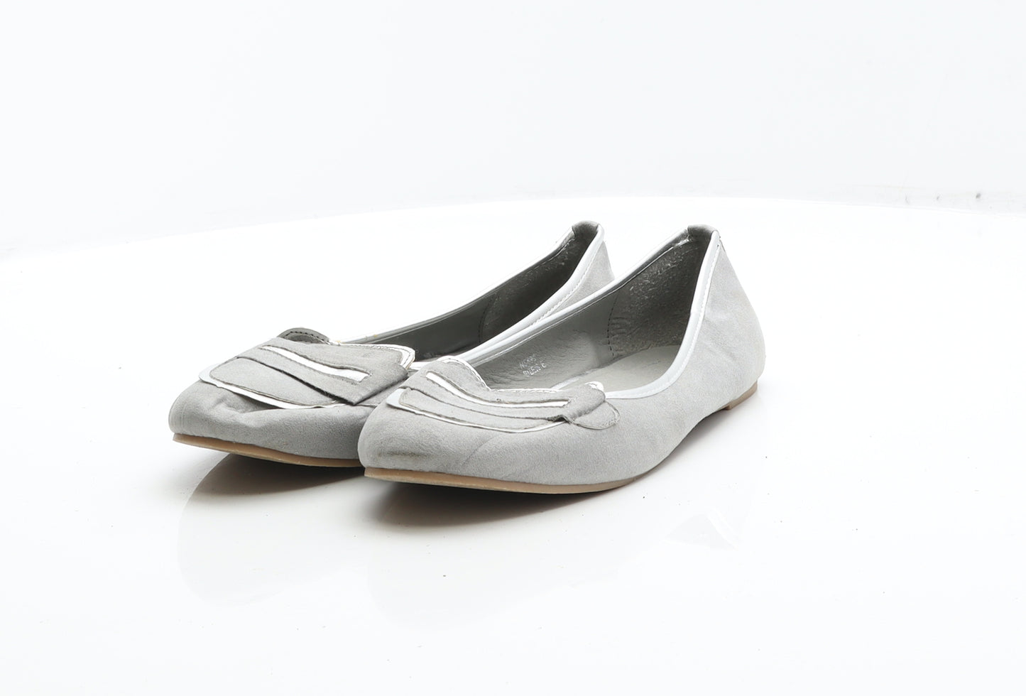 Sole Diva Womens Grey Suede Ballet Flat UK 6