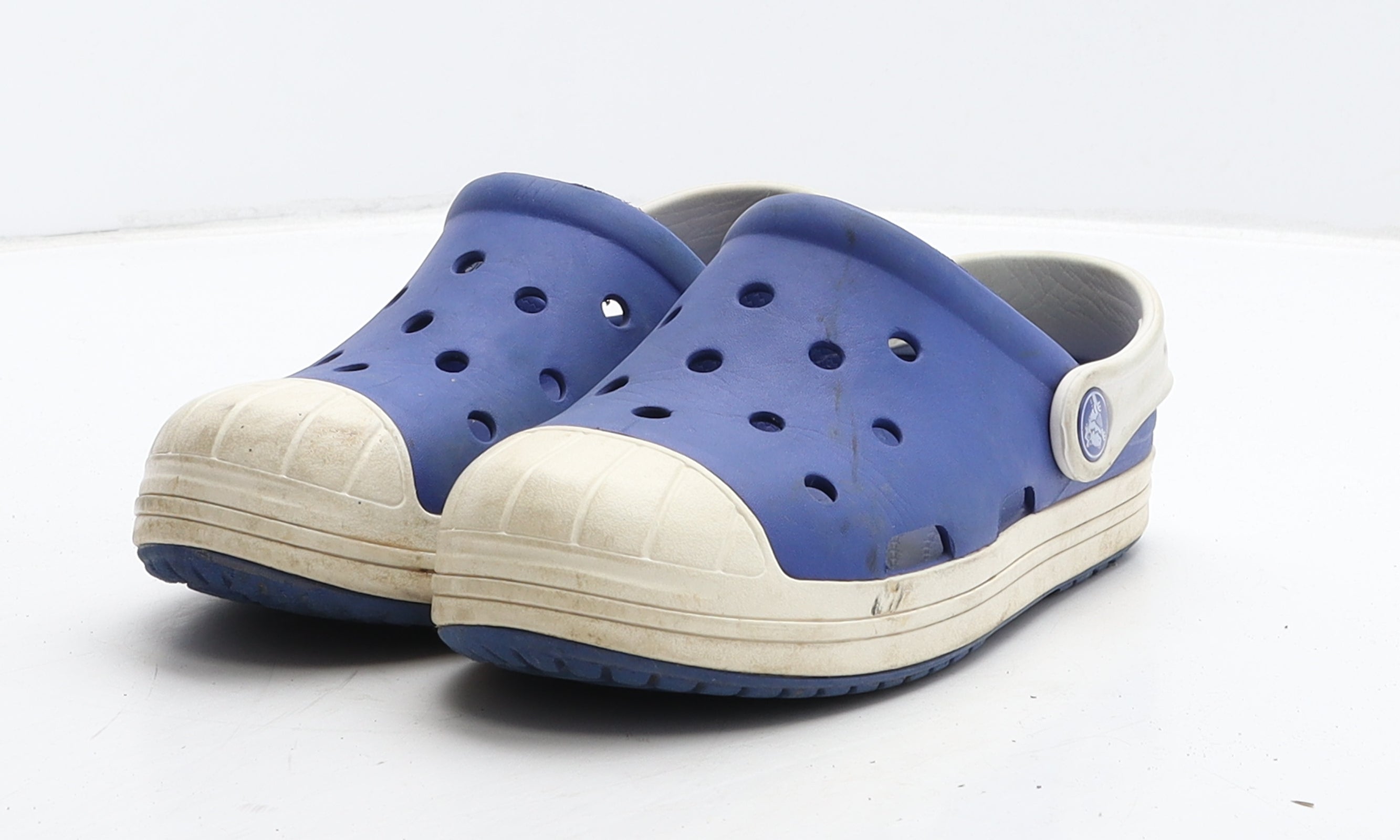 Boys crocs clearance uk