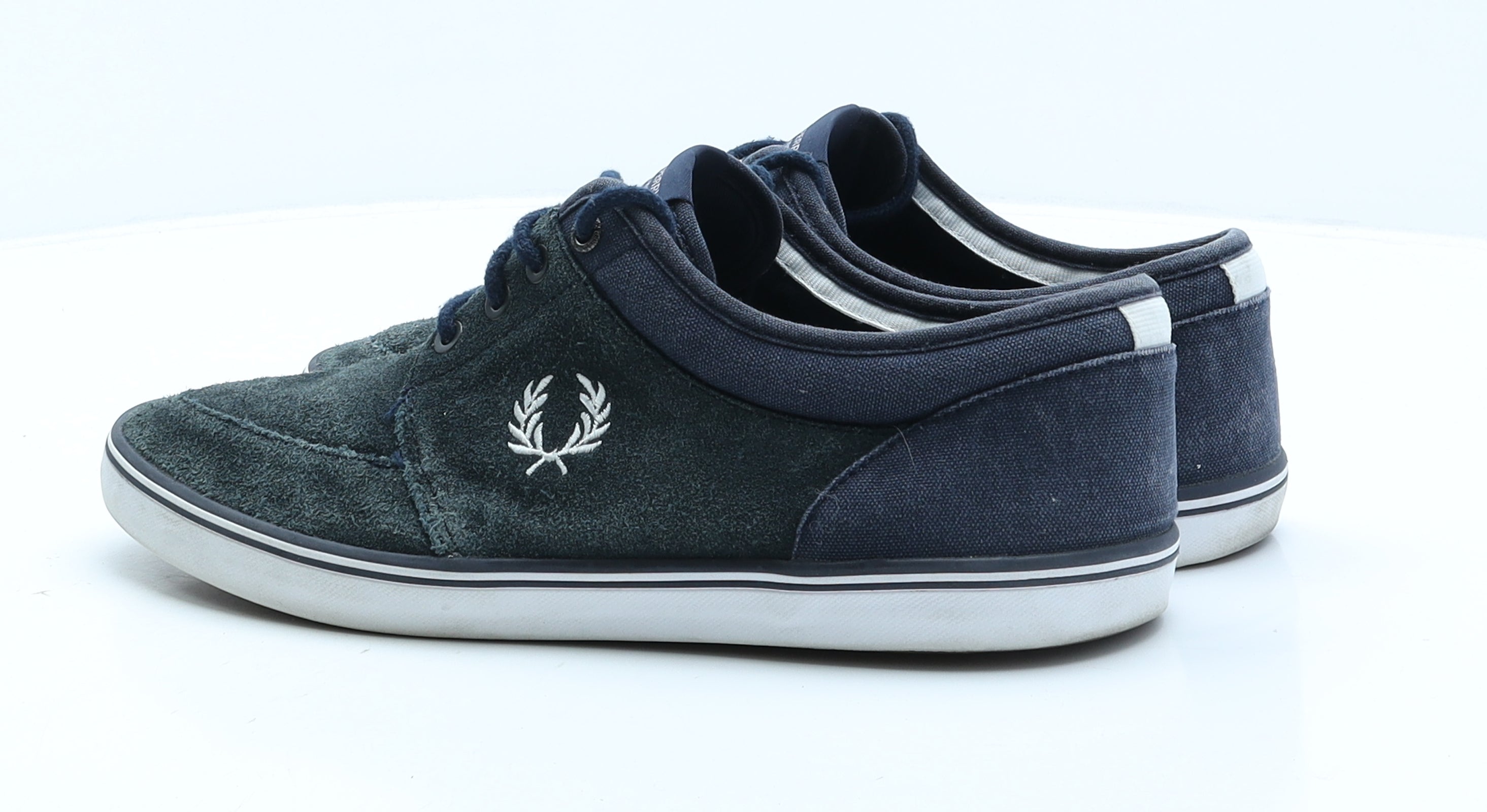 Fred perry store blue suede shoes