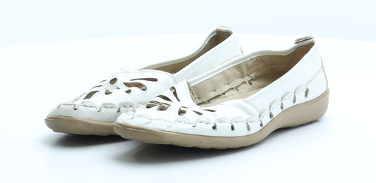Shoe Tree Womens White Synthetic Loafer Casual UK 4