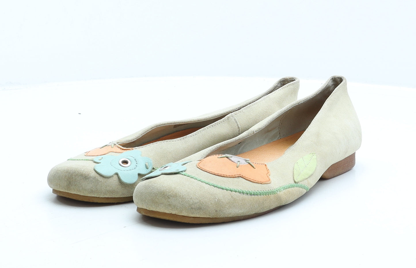 Veronella Womens Beige Floral Suede Ballet Flat UK 6 39