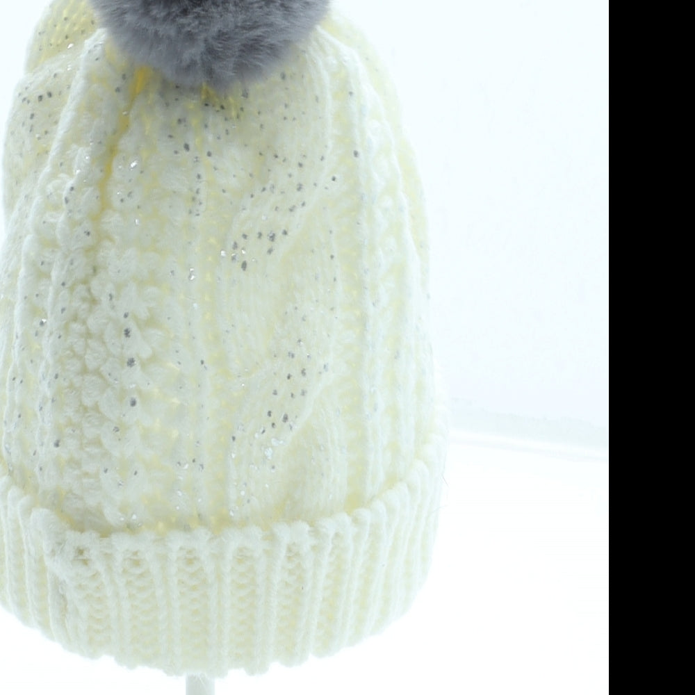 Primark Girls White Acrylic Bobble Hat Size S