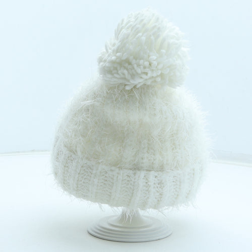 Young Dimension Girls White Acrylic Bobble Hat One Size