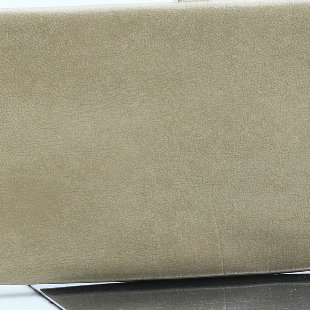 Preworn Womens Beige Polyurethane Clutch Size Medium