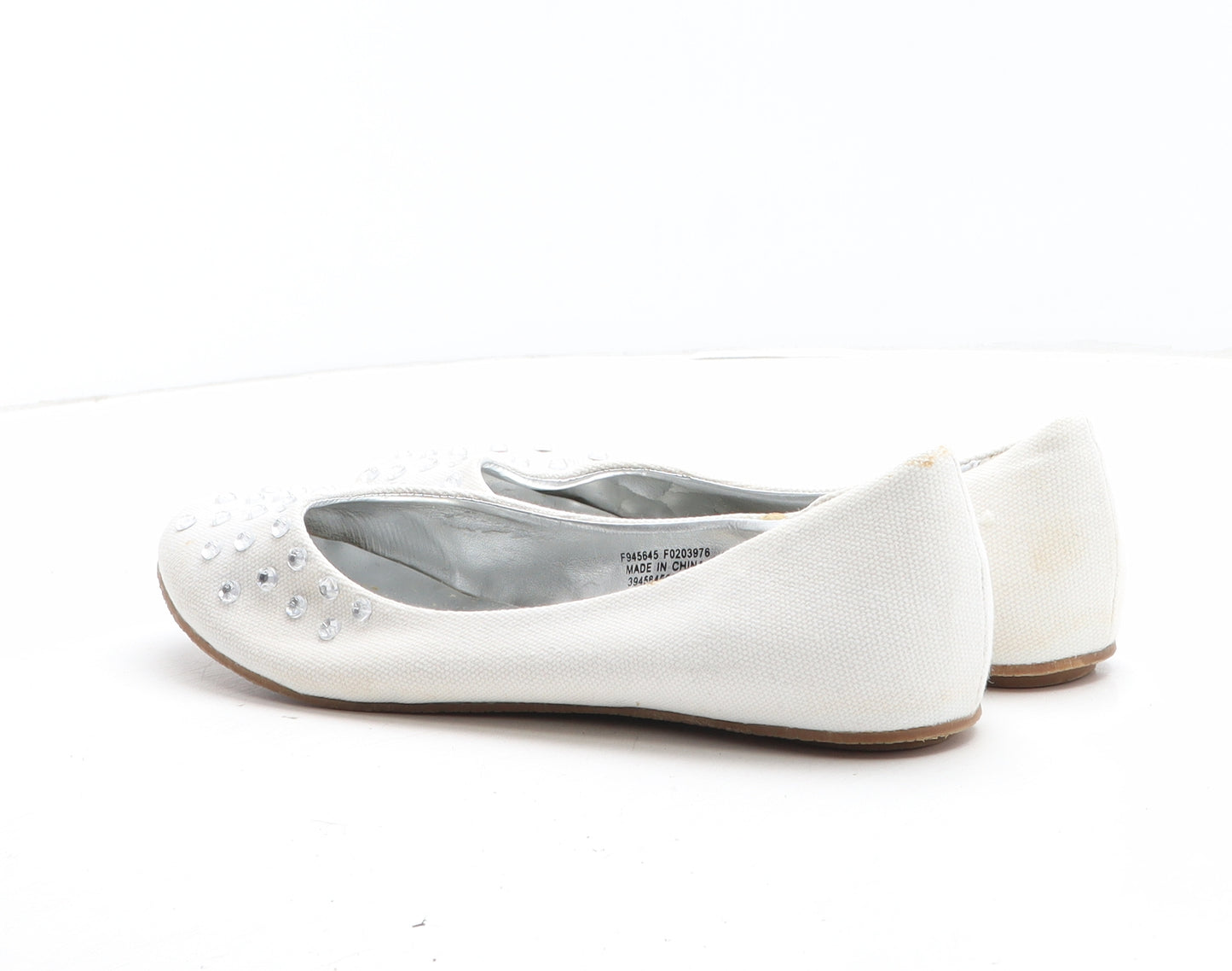 Fiore Womens White Synthetic Flat UK