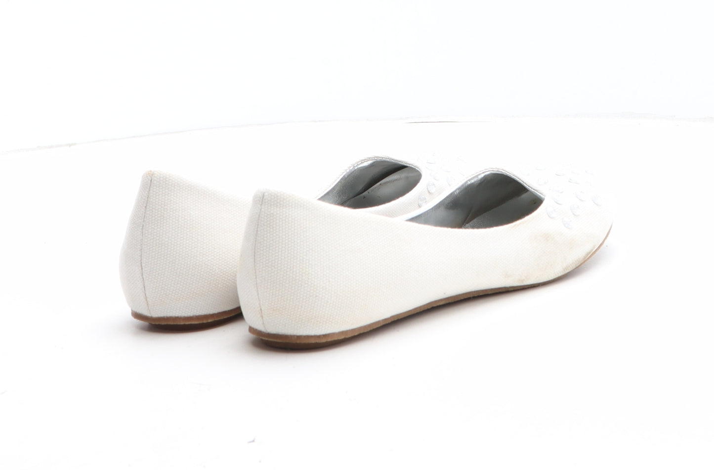 Fiore Womens White Synthetic Flat UK